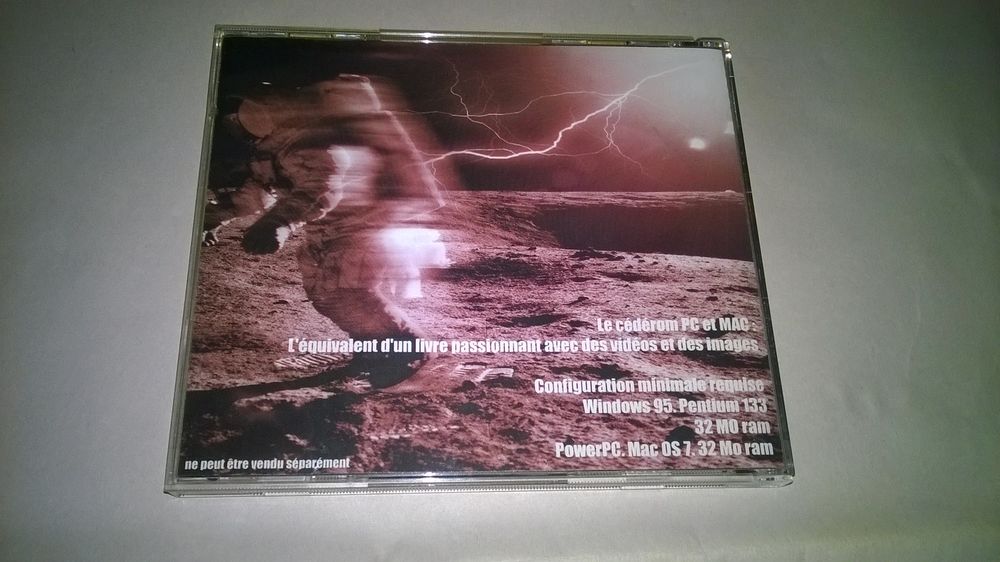 CD Top Secret UFO 
N 2
Excellent etat
Le monde ne sera pl Consoles et jeux vidéos