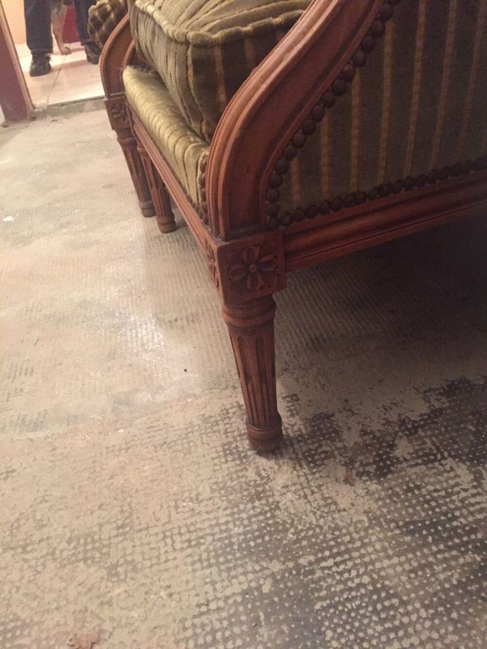 2 fauteuils berg&egrave;re Louis XVI Meubles