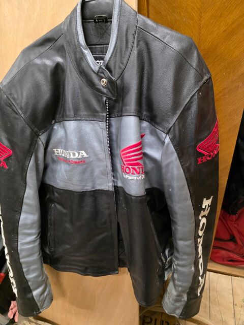 Veste Moto Honda Cuir Noir 90 Vernines (63)
