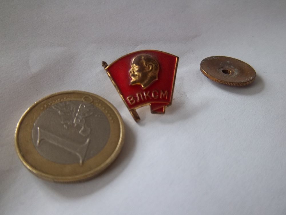 insigne petite broche communiste L&eacute;nine 