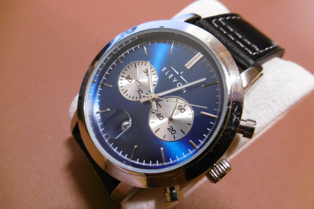 Montre Elevon NEUVE jamais port&eacute;e Bijoux et montres