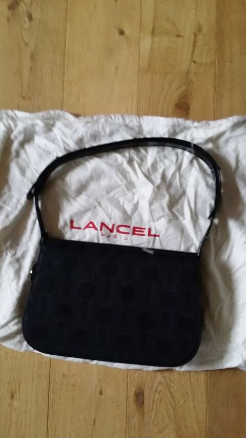 SAC LANCEL PARIS 80 Marolles-en-Brie (94)