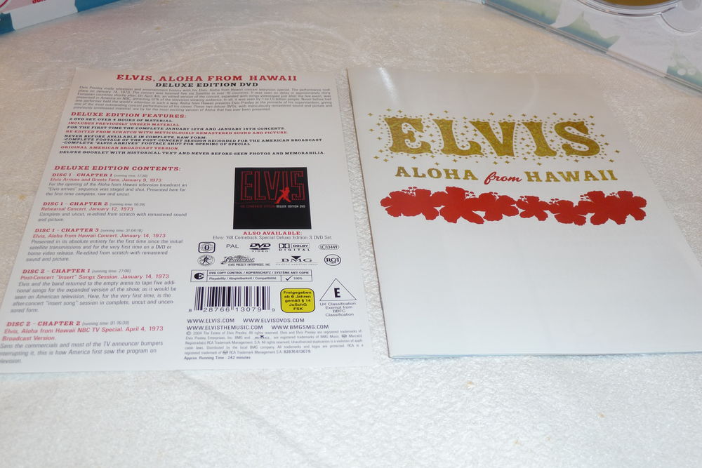 Coffret concert mythique &quot; ELVIS PRESLEY &quot; &agrave; Hawaii
DVD et blu-ray