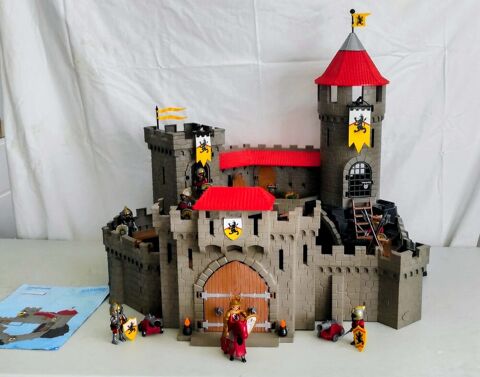 Playmobil grand château des chevaliers du Lion 4865 Anse (69)
