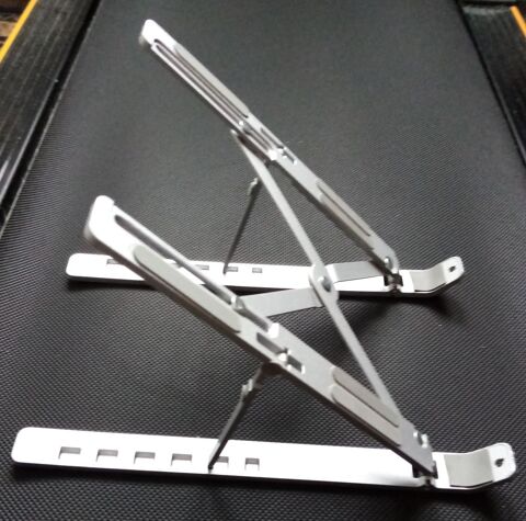 Support r�glable pour ordinateur portable, tablette, livre, 28 Rennes (35)