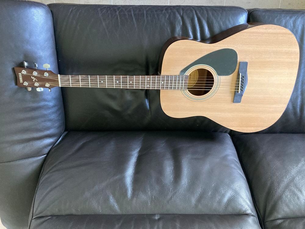 guitare acoustique Instruments de musique