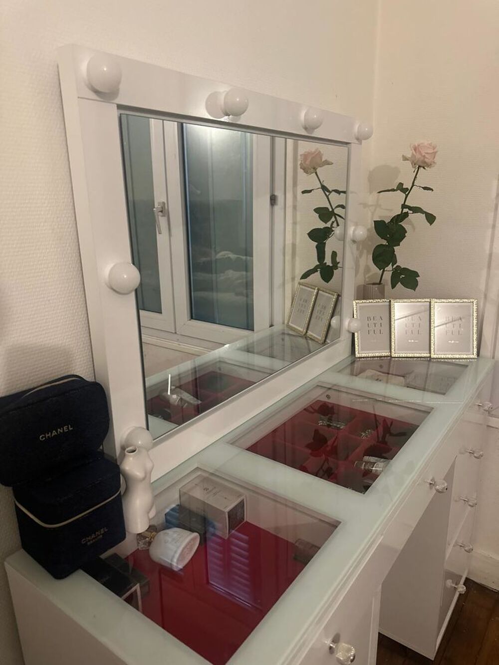 Coiffeuse neuf avec miroir LED et 11 tiroirs Livraison rapid Meubles