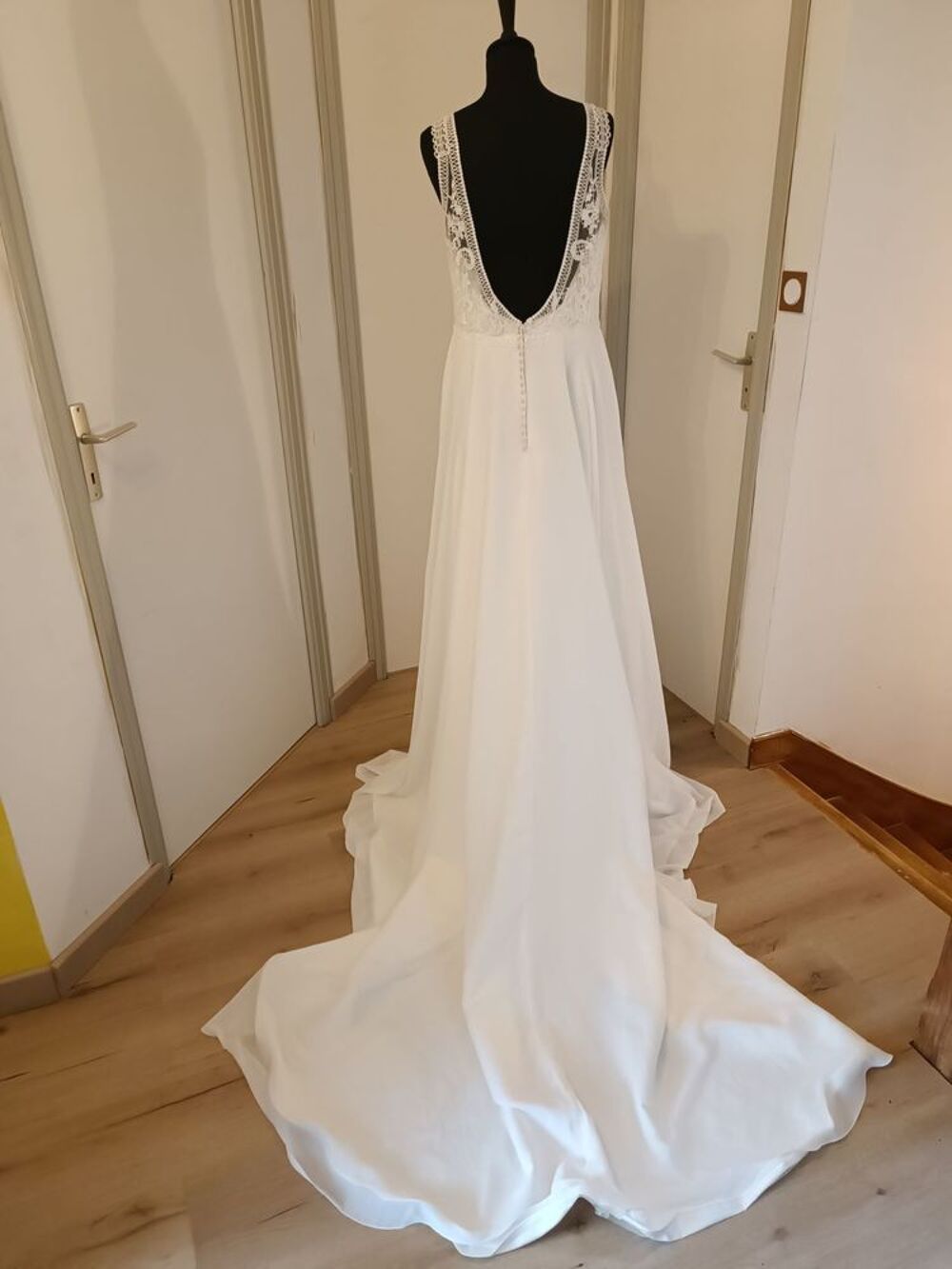 Robe de mari&eacute;e Vêtements