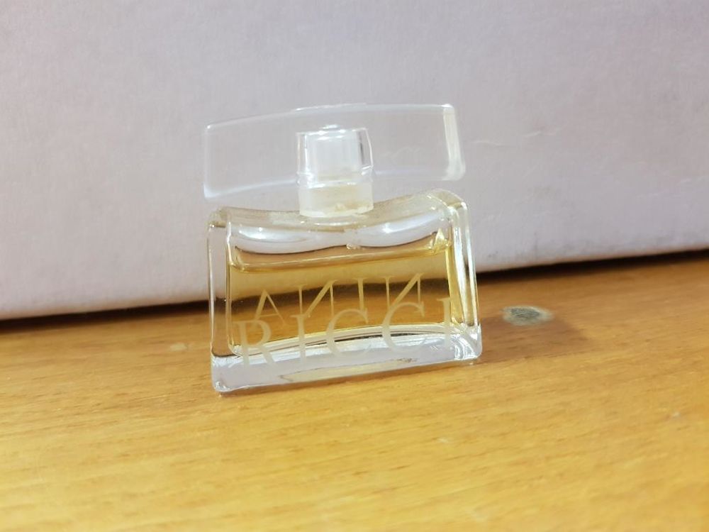 Miniatures pleines sans boite Nina Ricci 