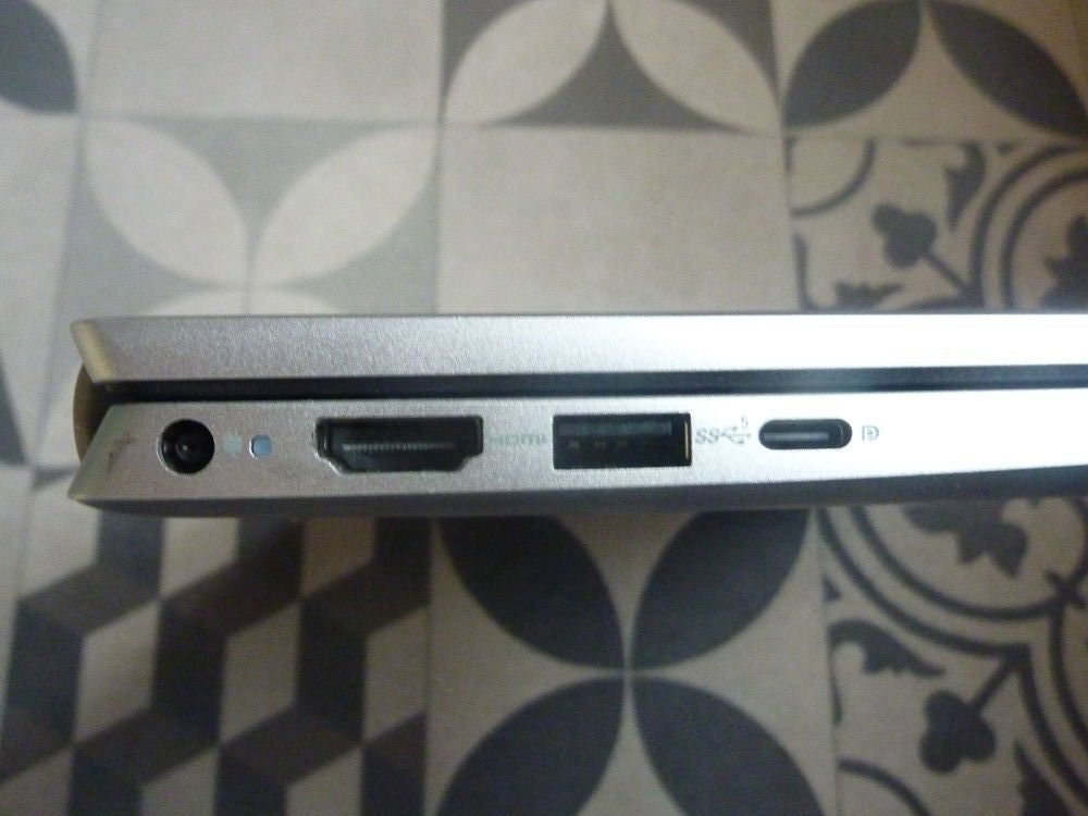 Ordinateur portable DELL Inspiron 14 5425 Matériel informatique