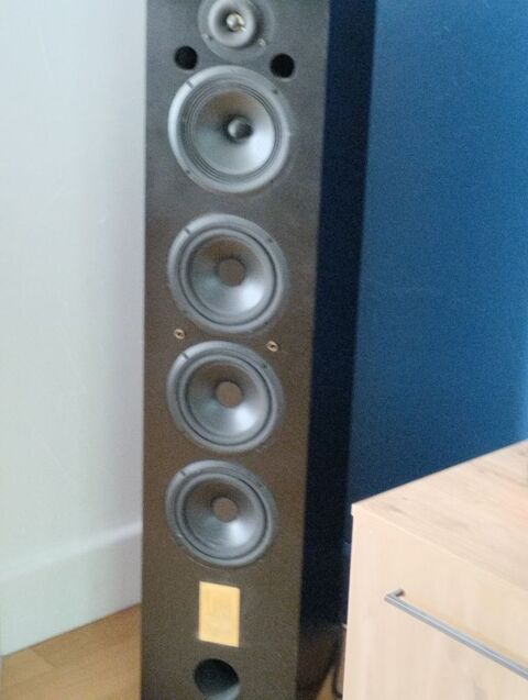 Enceintes triangle lyrr laques noires 1 main de 2001 800 Dunkerque (59)