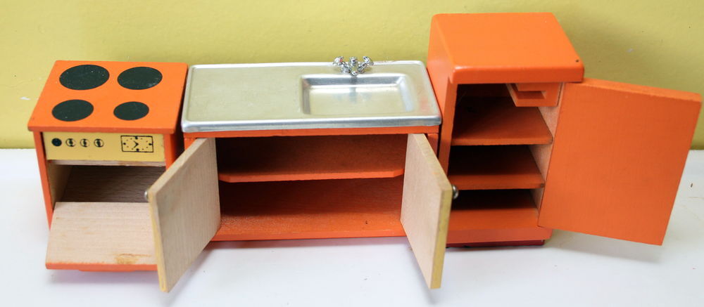 Meubles de cuisine orange LUNDBY premi&egrave;re generation Jeux / jouets