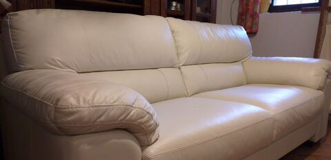 Canap en cuir blanc cass 400 Issoire (63)