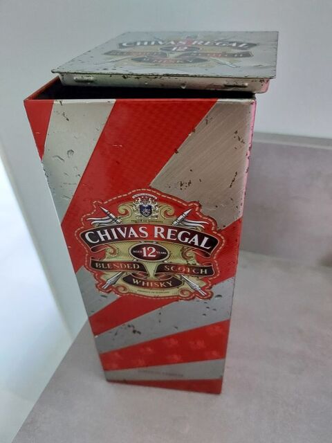 boite en m�tal
3 Beauquesne (80)