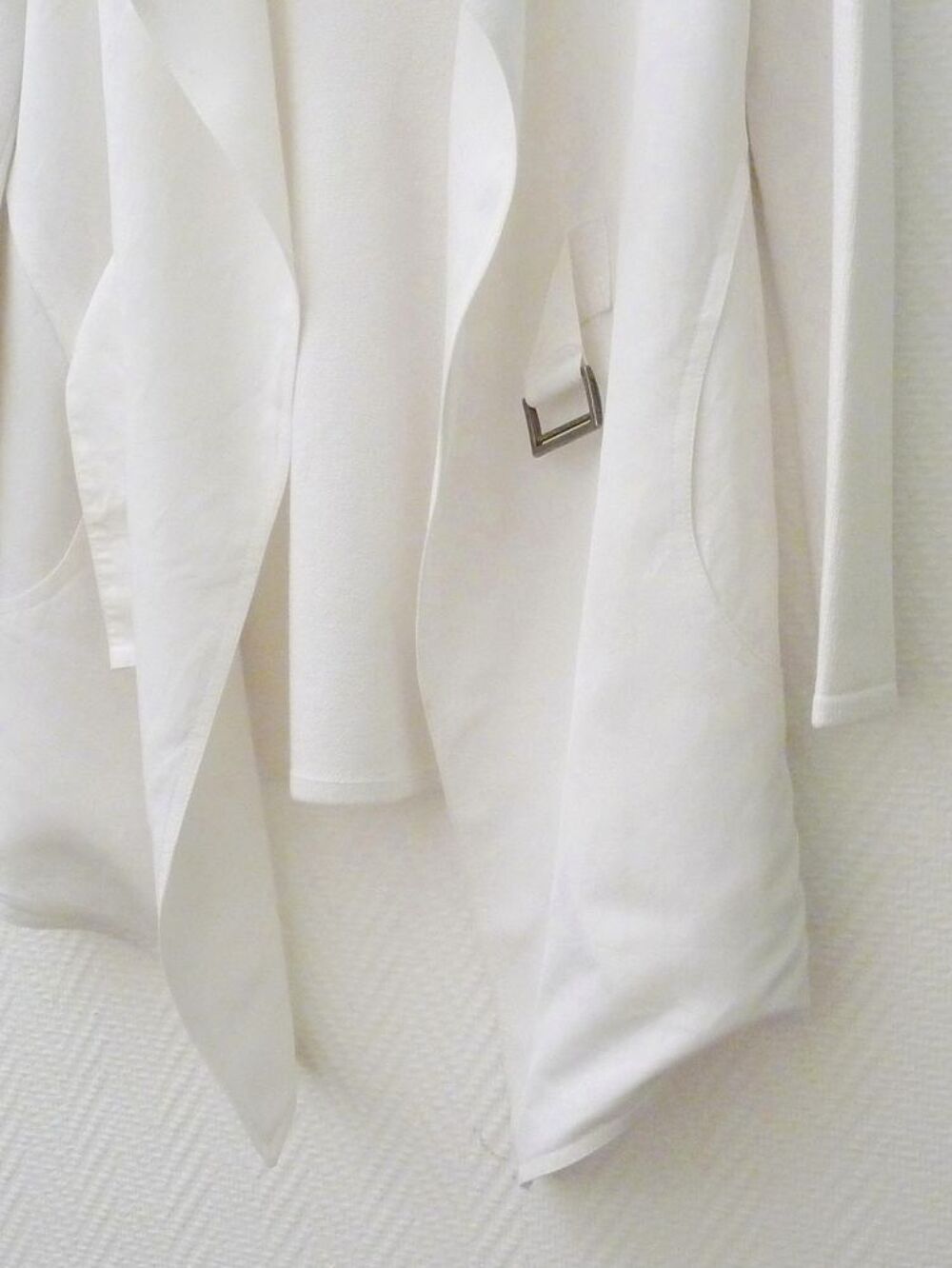 Veste/ Gilet Mi Long Blanc en Lin et Viscose- Rodika Zanian Vêtements