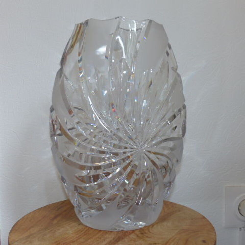 Vase en cristal (ann&eacute;e 2000) Décoration