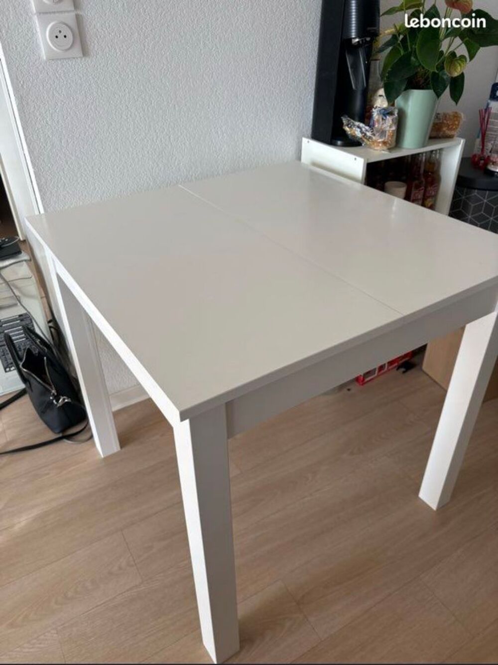 Chaises + table Meubles