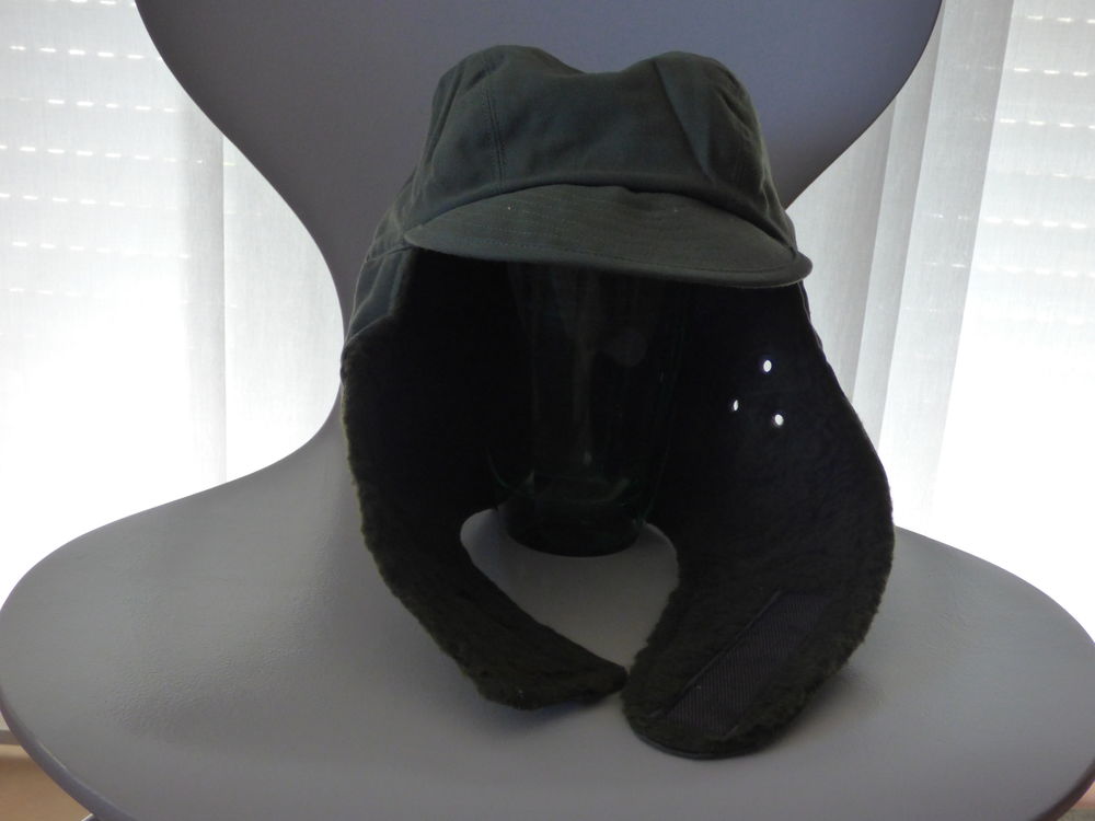 V&ecirc;tements militaires Vêtements