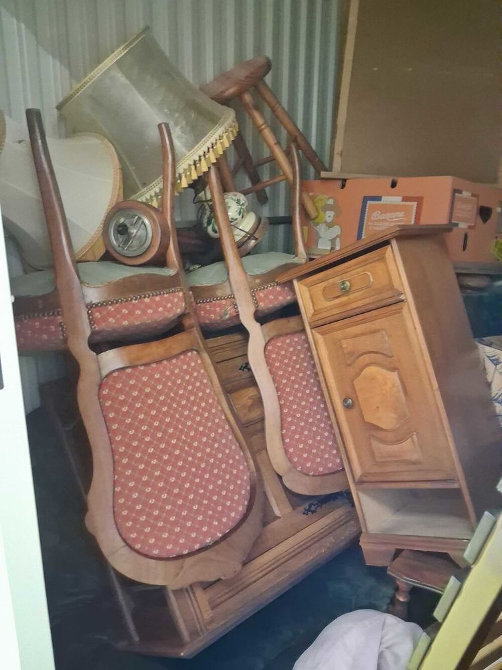 contenu box suite a d&eacute;part en maison de retraite Meubles