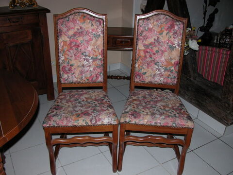 CHAISES 120 Sainte-Geneviève-des-Bois (45)