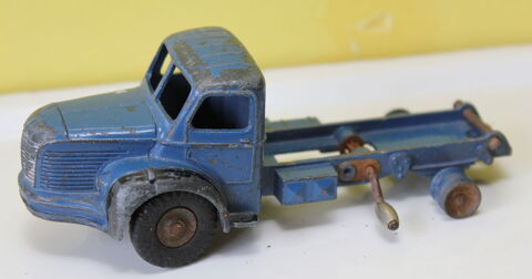 Dinky Camion Berliet 15 Issy-les-Moulineaux (92)