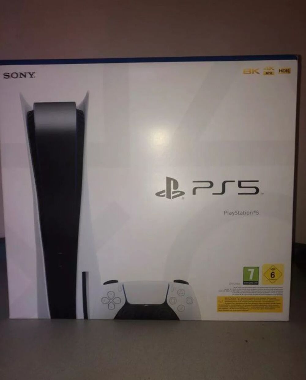PS5 Standard &eacute;dition Consoles et jeux vidéos
