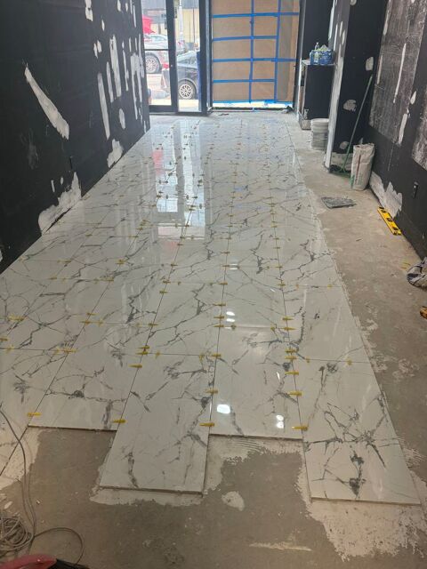 Aide pose carrelage - Int&eacute;rieur 0 92200 Neuilly-sur-seine