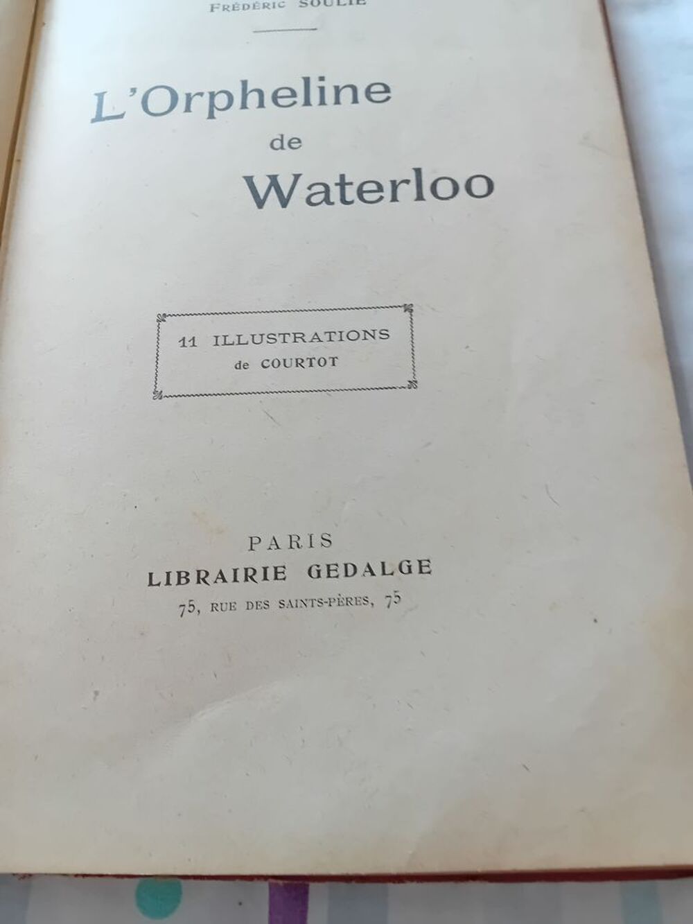 l orpheline de WATERLOO Livres et BD