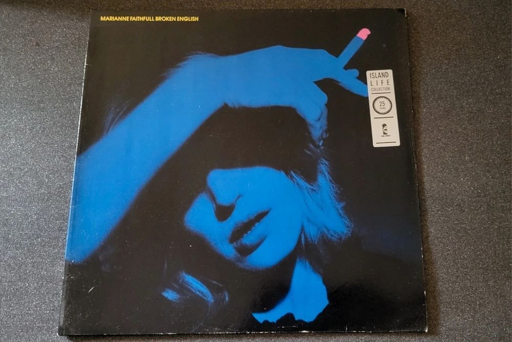 33 tour Marianne Faithfull- Broken English CD et vinyles
