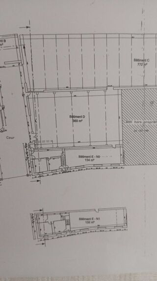  Immeuble à vendre 2200 m²