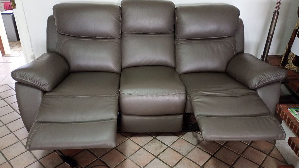 de canap&eacute; gris imitation cuir Meubles