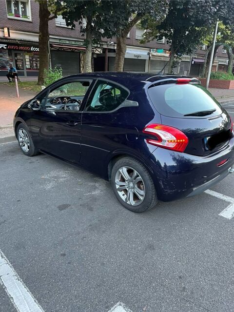 Peugeot 208 e-HDi 1,6 Diesel 115 cv boite manuelle 6