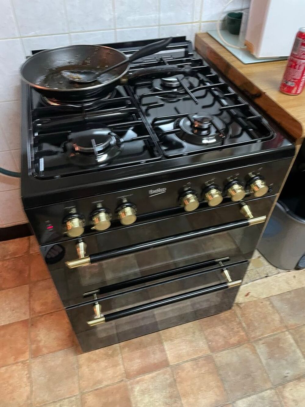 Gaziniere avec 2 four ind&eacute;pendant Electrom�nager