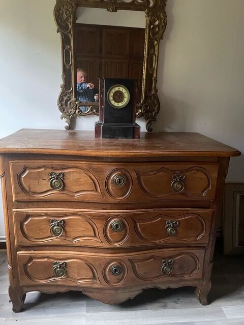 Magnifique commode fin XVIII, ou d�but XIX�si�cle, en noyer  1100 Millau (12)