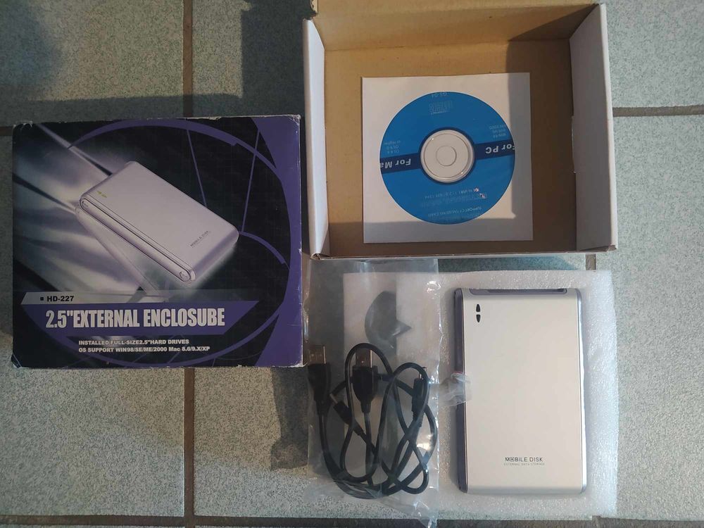 Bo&icirc;tier externe pour disque dur IDE 2,5 pouces
Matériel informatique
