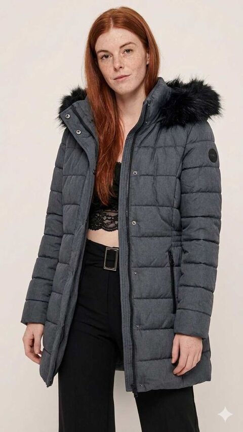 ventes doudoune femme only 30 Lorient (56)