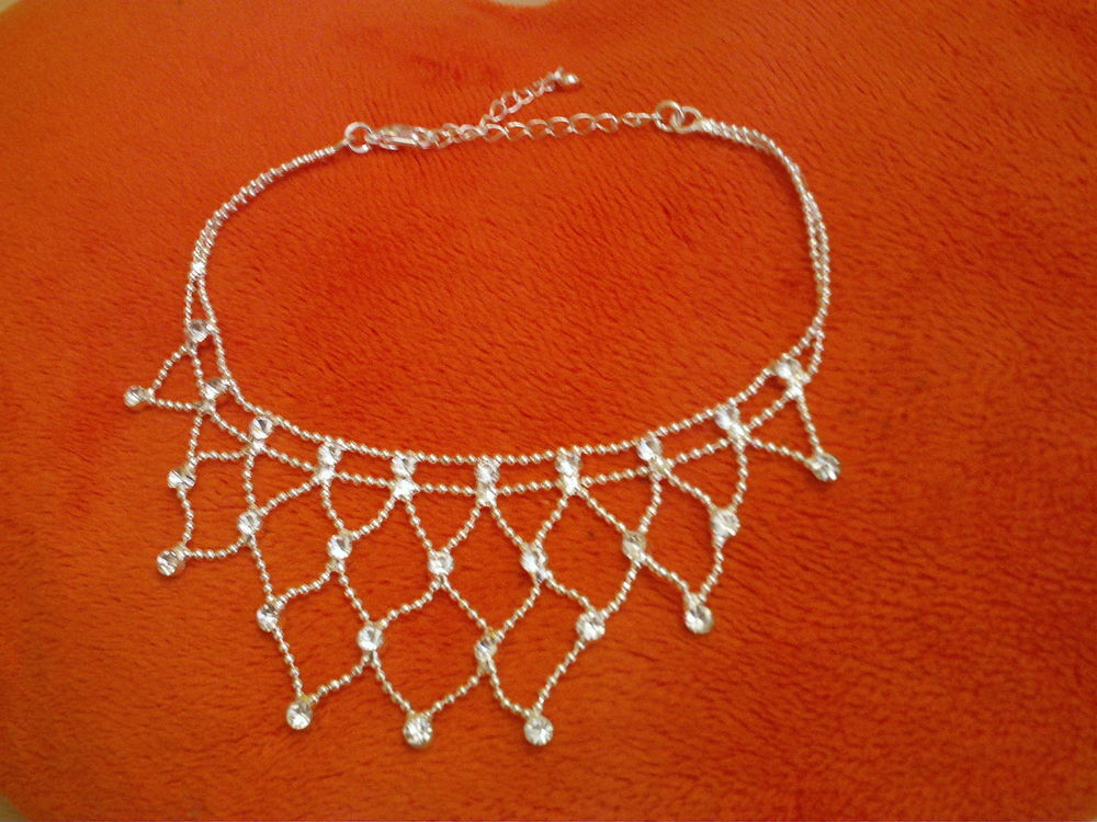 Cinq ensembles de jolis bijoux N&deg; 1375 Bijoux et montres