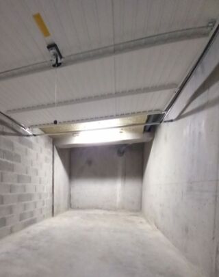  Parking / Garage � louer 14 m� Rumilly