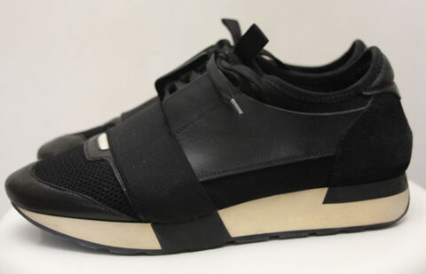BALENCIAGA Baskets - Race Runners - Noir T.39 
180 Issy-les-Moulineaux (92)