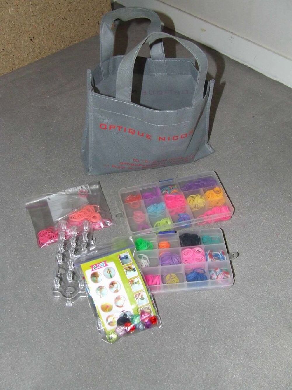 Jouet, Kit bracelet &eacute;lastique Raimbow loom, TBE Jeux / jouets