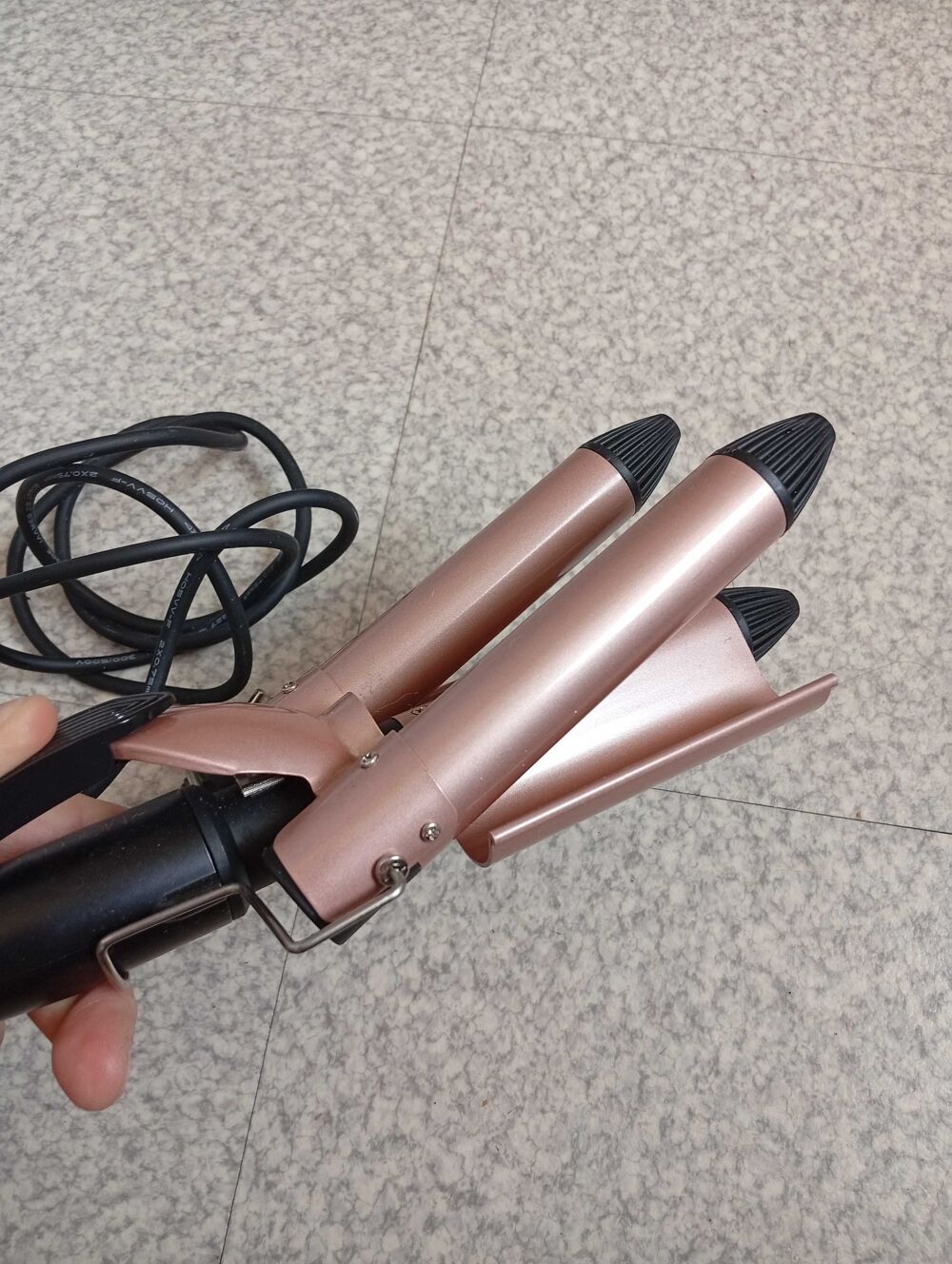 fer &agrave; cheveux pour ondulations Electroménager