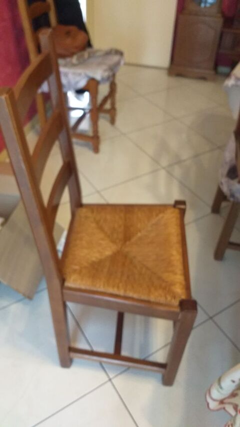 salle a manger (visible sur DOUZY) 100 Villers-Semeuse (08)