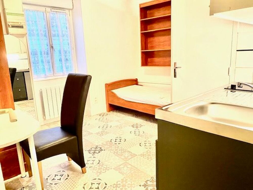 Location Appartement Epernay centre, agréable studio meublé Épernay