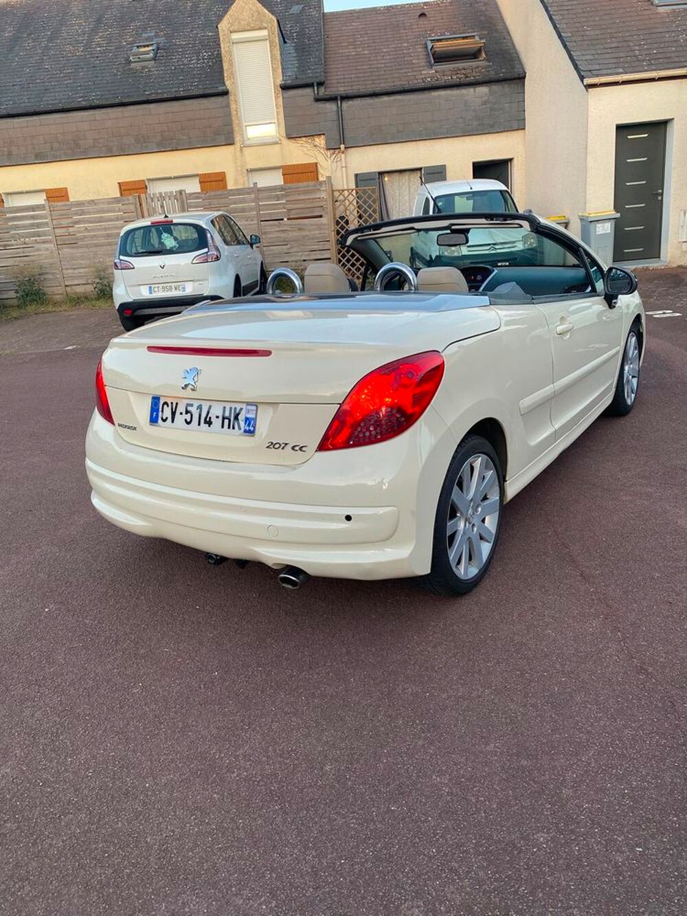 207 CC 1.6 HDi 110ch FAP BLUE LION F&eacute;line 2008 occasion 44800 Saint-Herblain