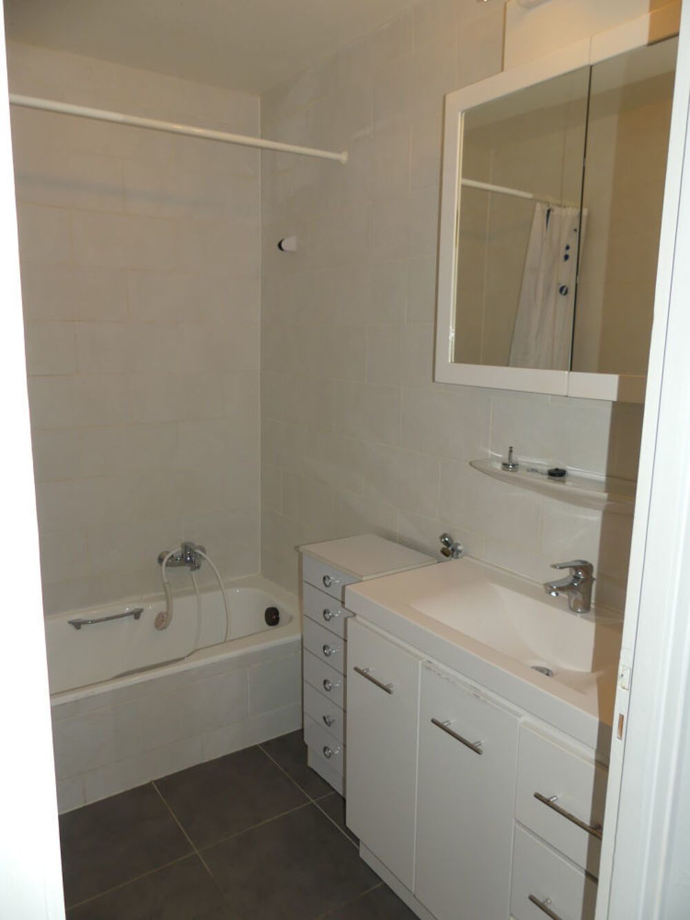 Location Appartement à Annemasse un grand Appartement T2 meublé, colocati Annemasse