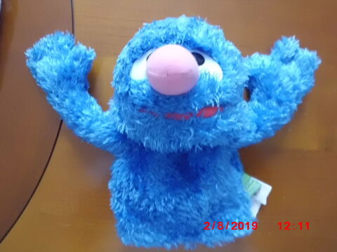 MARIONNETTE ELMO BLEU 18 Oignies (62)