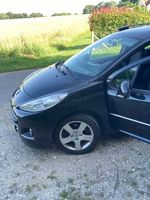 207 SW 1.6 VTi 120ch Premium A 2009 occasion 76170 La Fr&eacute;naye