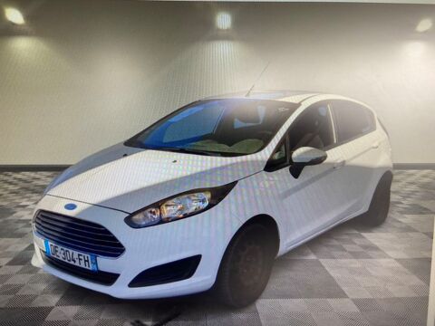 Annonce voiture Ford Fiesta 7990 