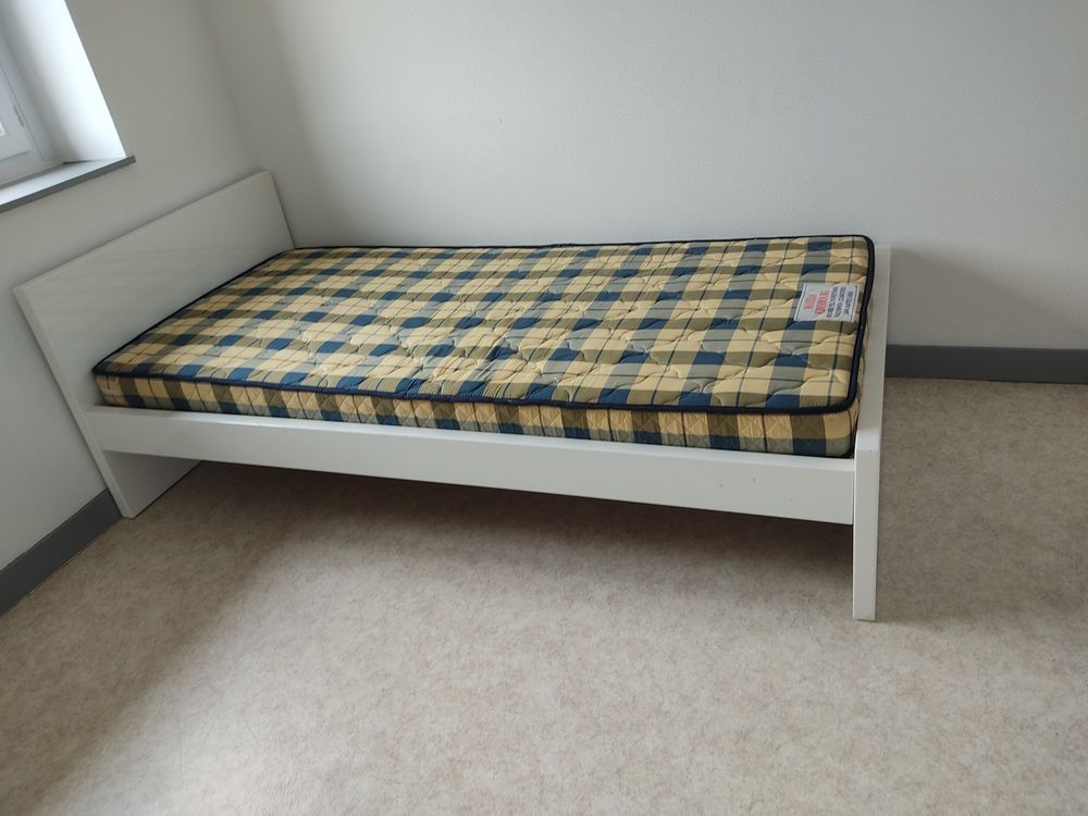 Lit enfant 1 place cadre +sommier+matelas Meubles