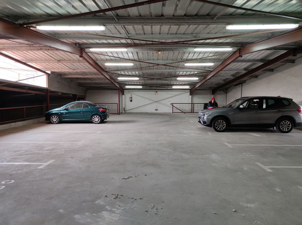 Location Parking/Garage Places de stationnement en intrieur centre-ville MARMANDE Marmande
